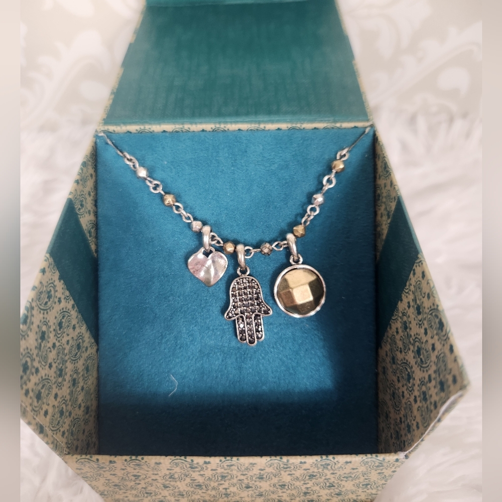 NIB/ WT Lucky Brand Hamsa Necklace